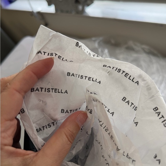 Chic Black Embroidered Heeled Boots Real leather - Picture 4 of 8